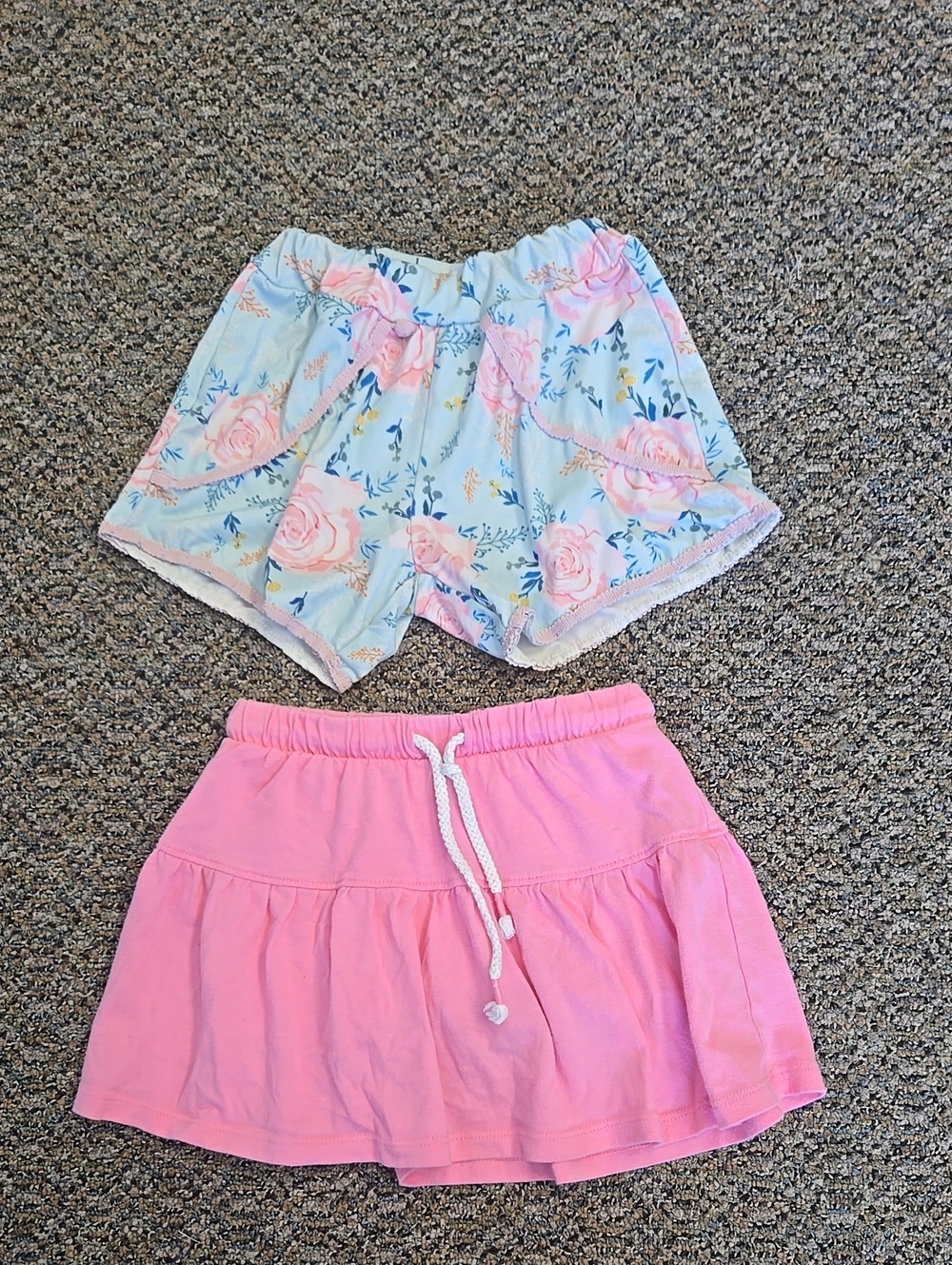 ✨️Set Of 2✨️ Girls' 4t Skort & Shorts